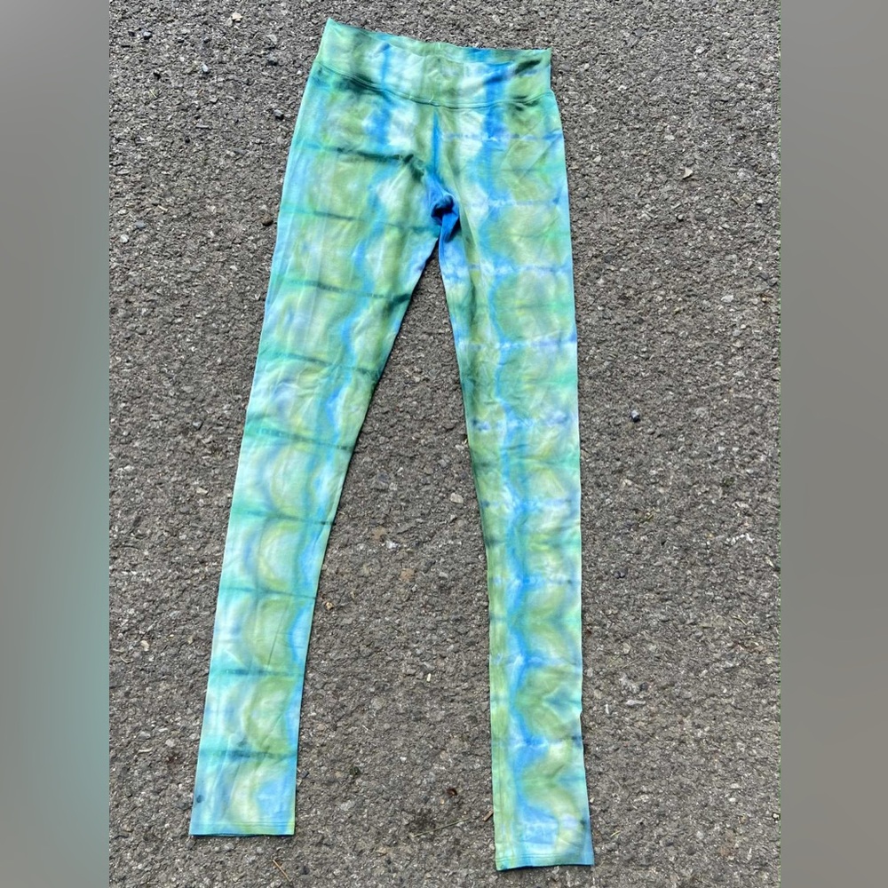 MOCO LOS ANGELES LEGGINGS GREEN TIE DYE WOMENS XL (OR LARGE)
